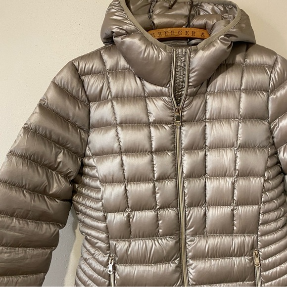 Calvin Klein Packable Down Coat - Medium - Picture 2 of 9